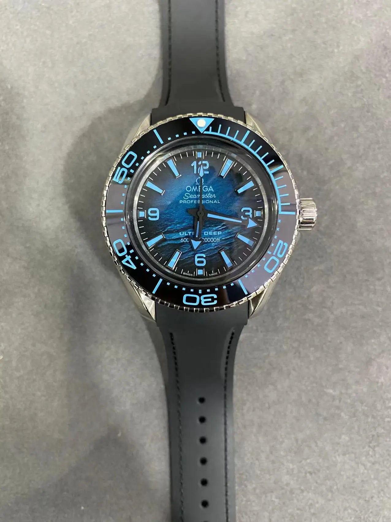 Whatch Omegaes Heritage of Precision