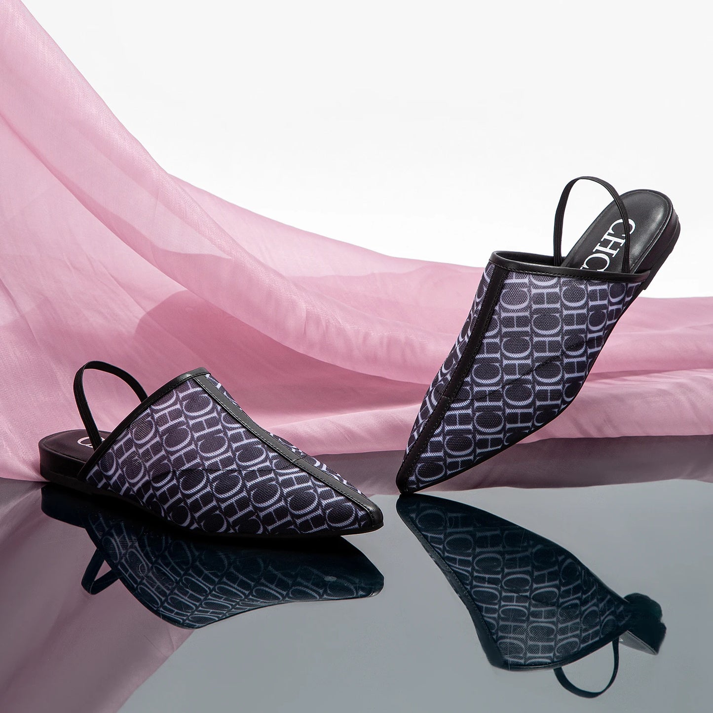 CHCH Women's Blue Pointed Flat Shoes