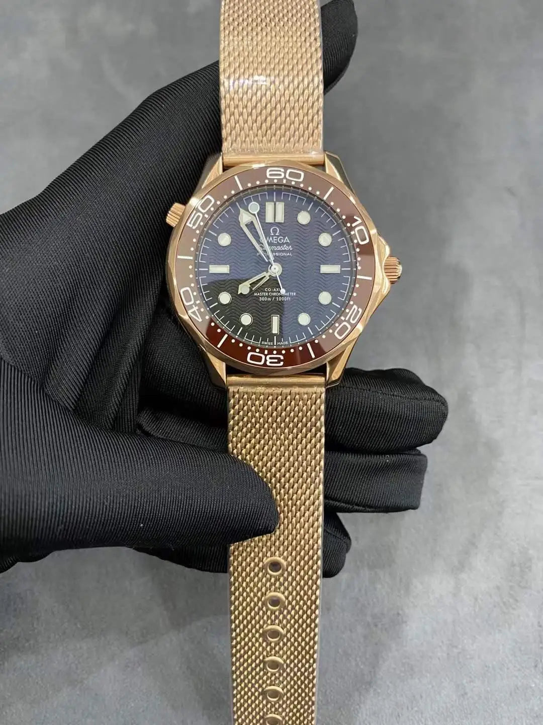 Whatch Omegaes Heritage of Precision